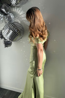 Load image into Gallery viewer, Green Off the Shoulder Ruched Sheath Long Formal Dress