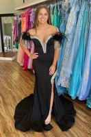 Load image into Gallery viewer, Sparkly Black Corset Beaded Long Formal Dress with Feathers
