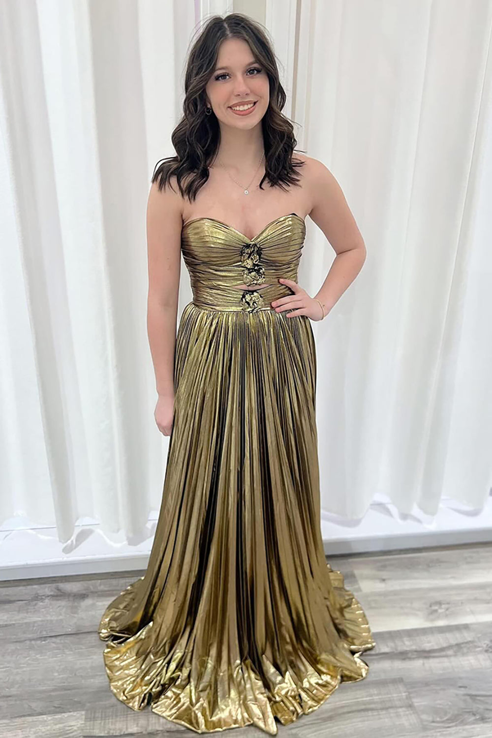 Gold Sweetheart Metallic Pleated A-Line Formal Dress
