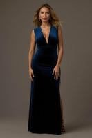 Load image into Gallery viewer, Royal Blue Velvet V-Neck Sheath Long Formal Dress