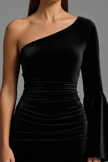 Black One Shoulder Ruched Velvet Long Formal Dress