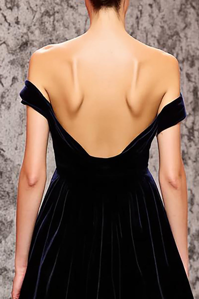 Load image into Gallery viewer, Black Mermaid Velvet Off the Shoulder Sweep Train Formal Dress