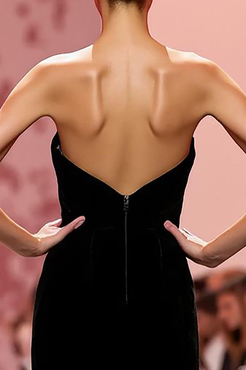 Load image into Gallery viewer, Black Velvet Strapless Mermaid Long Formal Dress