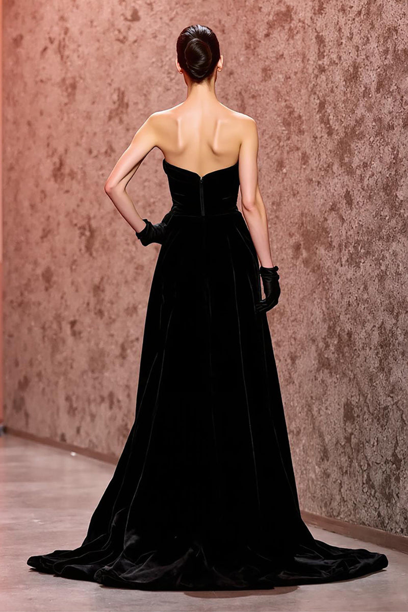 Load image into Gallery viewer, Black Velvet Strapless Long A-Line Formal Dress with Slit