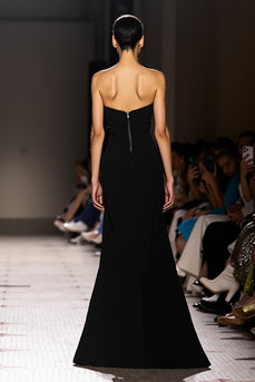 Simple Black Sheath Strapless Long Formal Dress