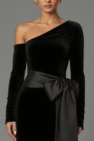 Load image into Gallery viewer, Black One Shoulder Long Sleeves Velvet Formal Dress with Bow