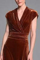 Load image into Gallery viewer, Caramel V-Neck Ruched Sheath Velvet Long Formal Dress