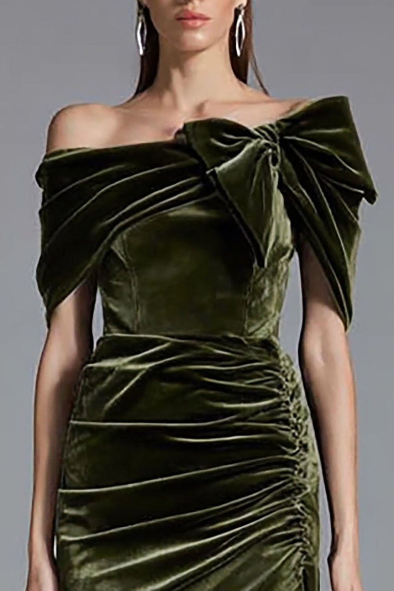 Load image into Gallery viewer, Olive Off the Shoulder Long Velvet Sheath Formal Dress with Bow