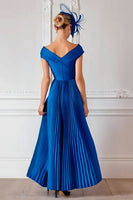 Load image into Gallery viewer, Royal Blue Off the Shoulder Long Pleated Mother of the Bride Dress