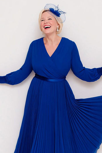 Dark Blue V-Neck Pleated Long Mother of the Bride Dress with Sleeves