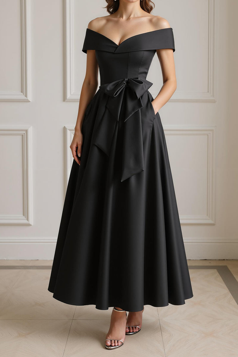 Load image into Gallery viewer, Burgundy Off the Shoulder A Line Long Mother of the Bride Dress with Bow