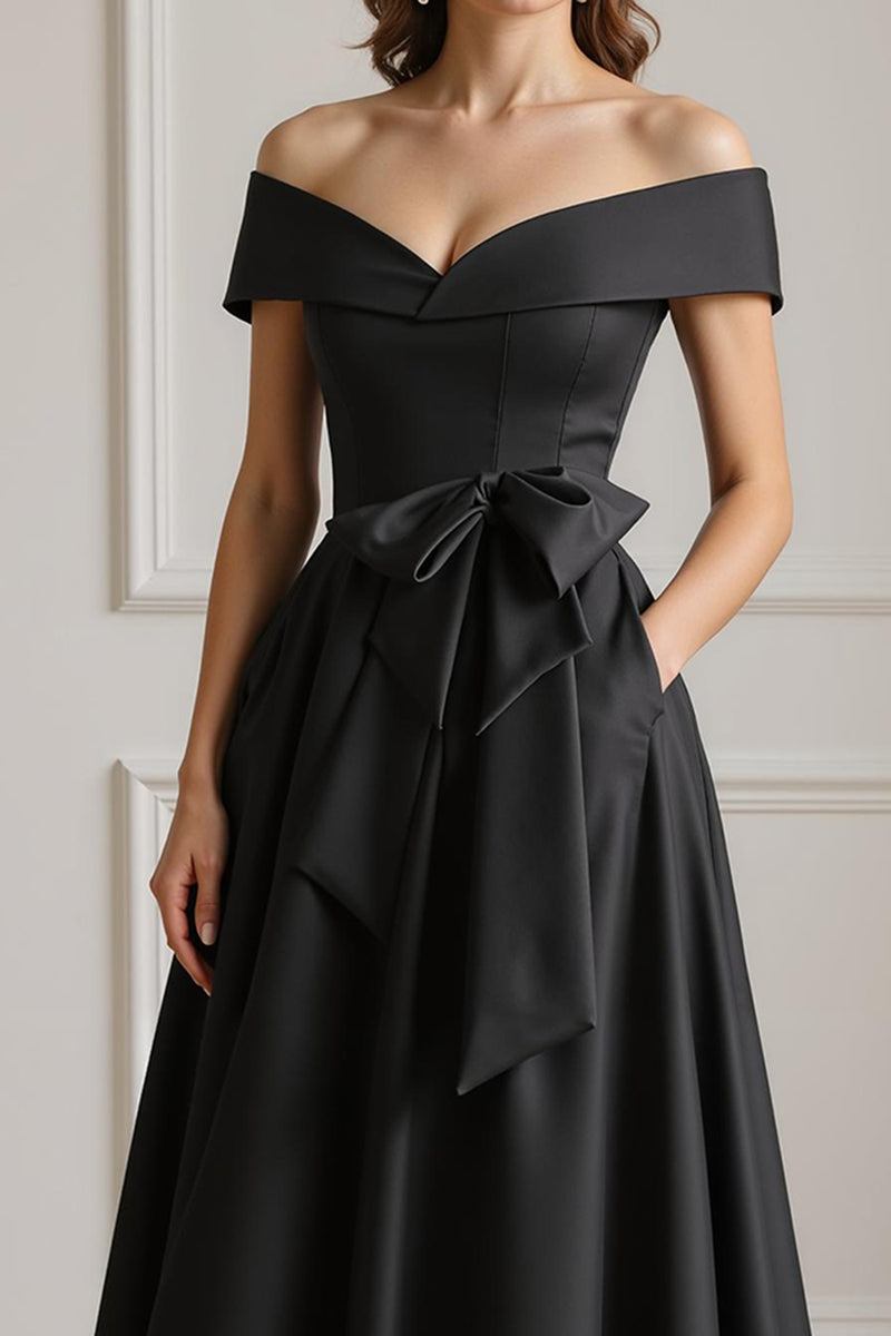 Load image into Gallery viewer, Burgundy Off the Shoulder A Line Long Mother of the Bride Dress with Bow