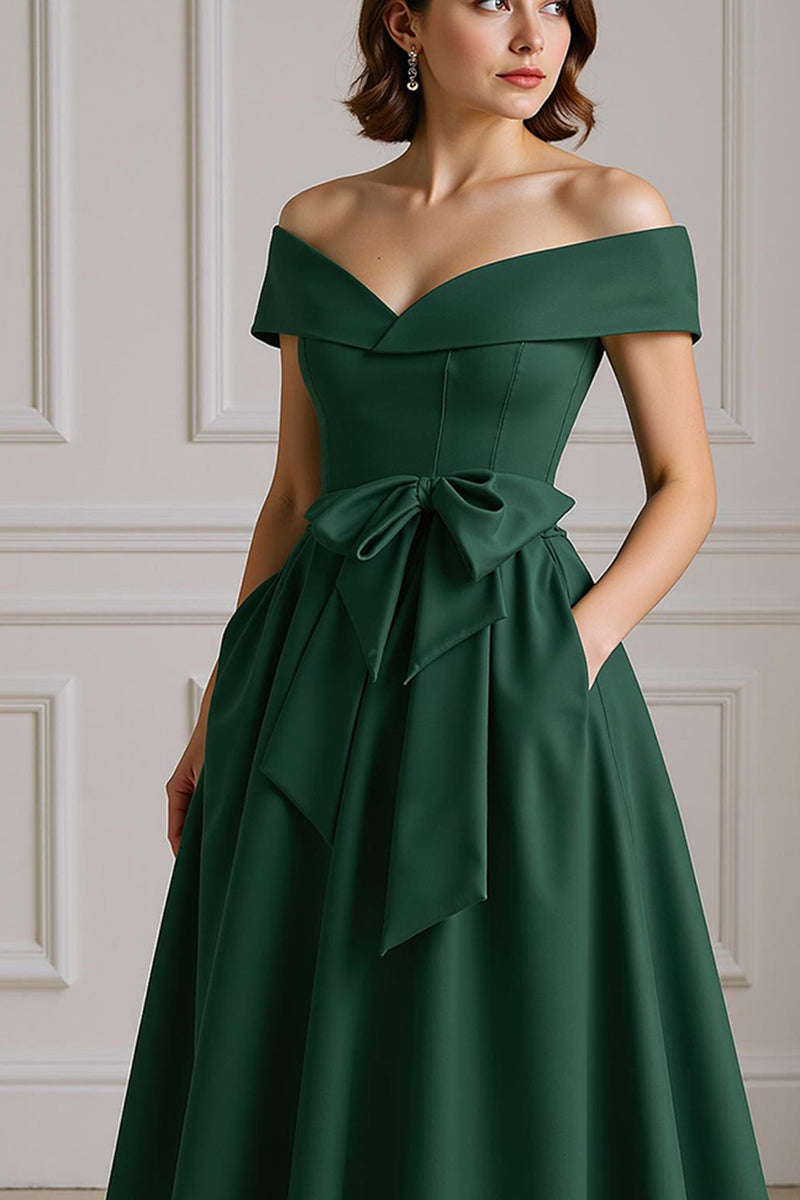 Load image into Gallery viewer, Burgundy Off the Shoulder A Line Long Mother of the Bride Dress with Bow