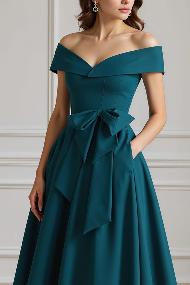 Load image into Gallery viewer, Burgundy Off the Shoulder A Line Long Mother of the Bride Dress with Bow