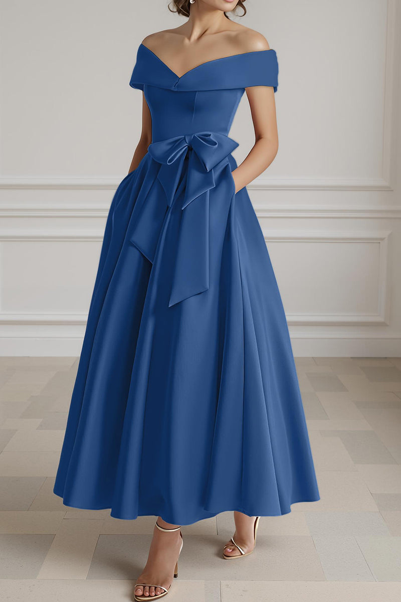 Load image into Gallery viewer, Burgundy Off the Shoulder A Line Long Mother of the Bride Dress with Bow