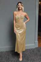 Load image into Gallery viewer, Dark Green Sheath Sweetheart Satin Long Formal Dress