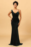 Load image into Gallery viewer, Dark Green Mermaid Velvet Backless Long Bridesmaid Dress