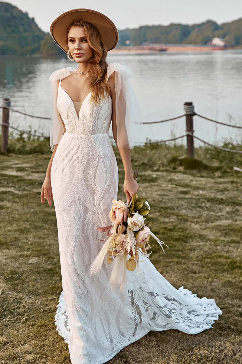 Load image into Gallery viewer, Ivory Mermaid Lace Sweep Train Boho Wedding Dress With Bowknots