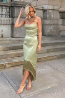 Load image into Gallery viewer, Backless Green Formal Dress with Fringes