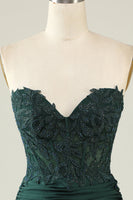 Load image into Gallery viewer, Strapless Dark Green Short Formal Dress with Beading